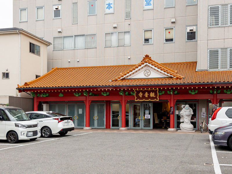 観音寺文化会館 入口