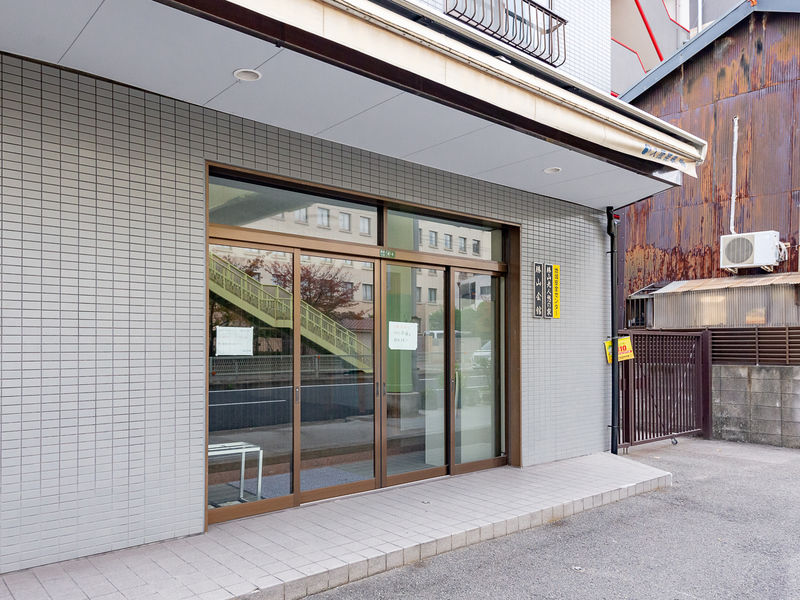 勝山会館 入口