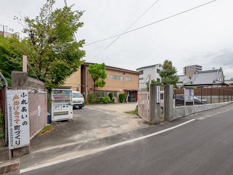 墨江福祉会館 駐車場