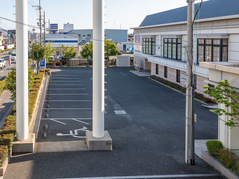 メイプルホール四條畷 駐車場1