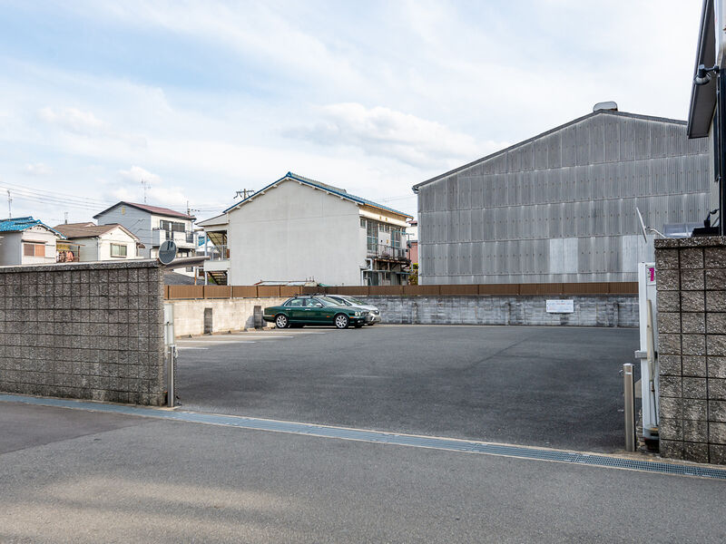 近畿会館 駐車場
