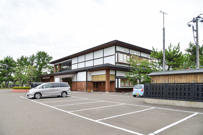 能代市斎場 外観２