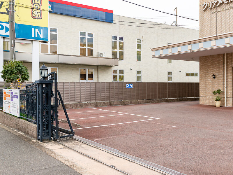 クリアメモ南館 駐車場