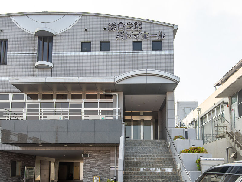 パドマホール葛の葉 入口