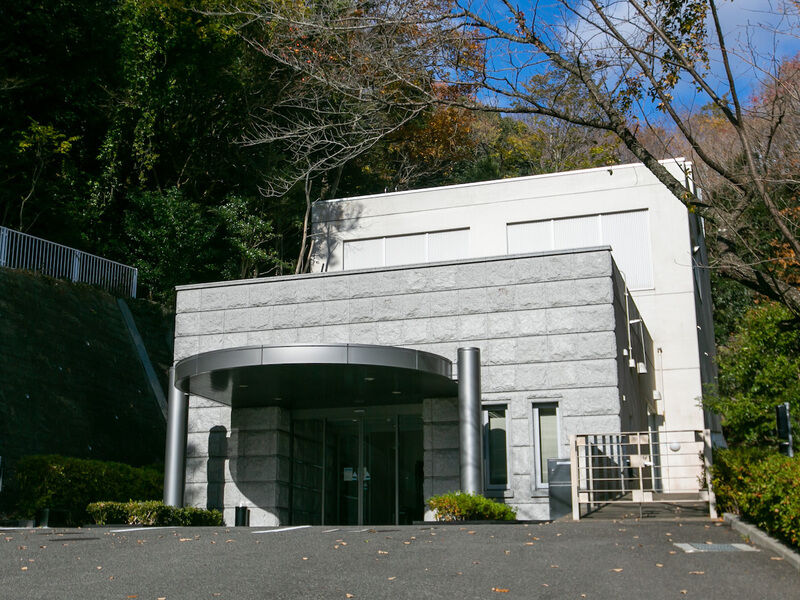 芦屋市火葬場「聖苑」 外観1
