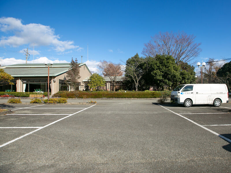 宝塚市営火葬場 駐車場