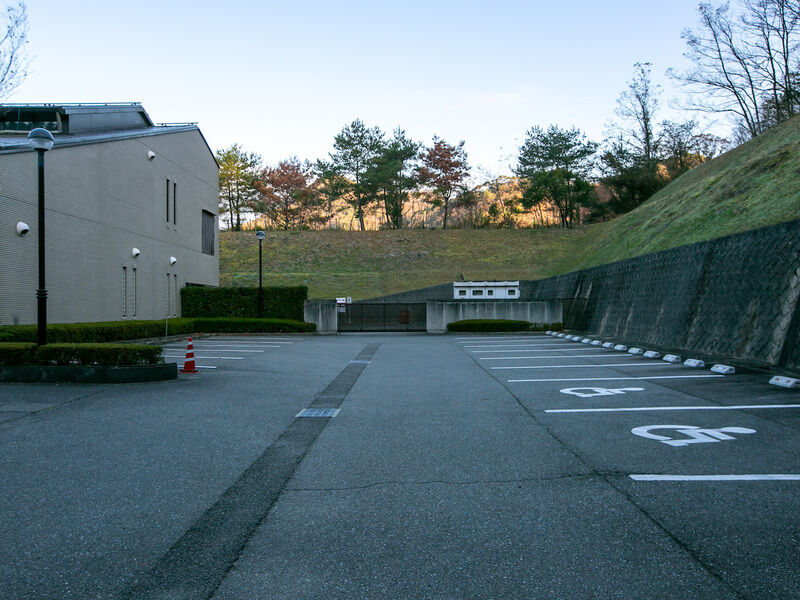 三田市聖苑 駐車場