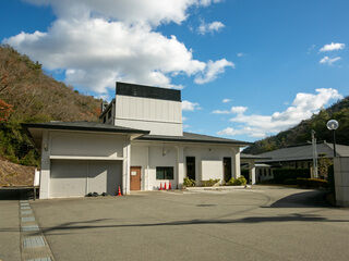 猪名川霊照苑