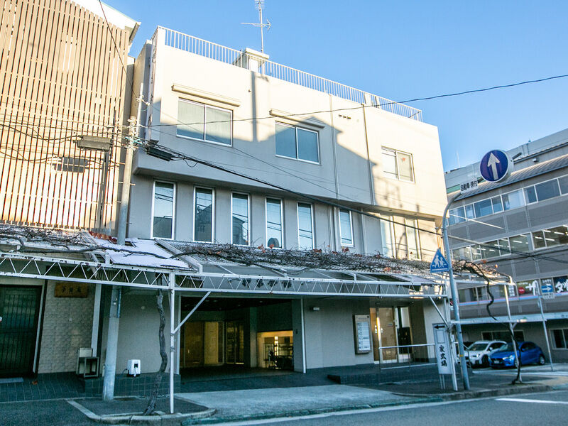 神東会館 外観2