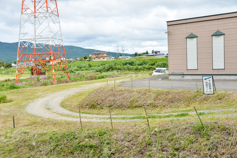虹のホール白雲閣 駐車場