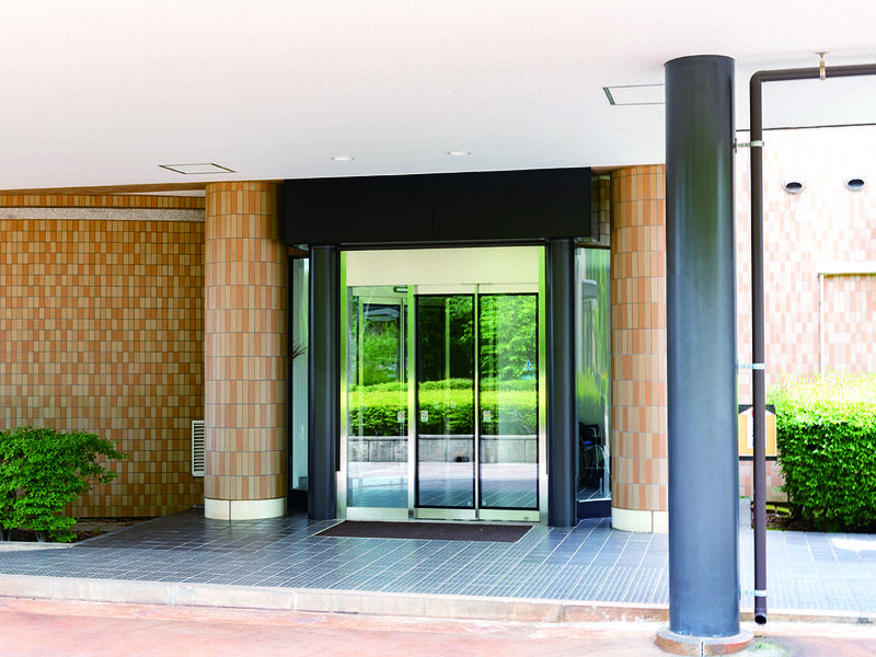 長井市緑が丘斎場 入口