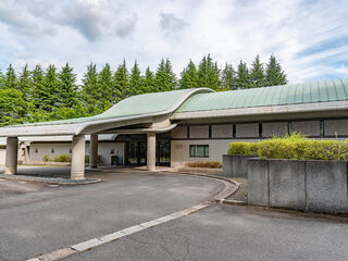 川西町斎場