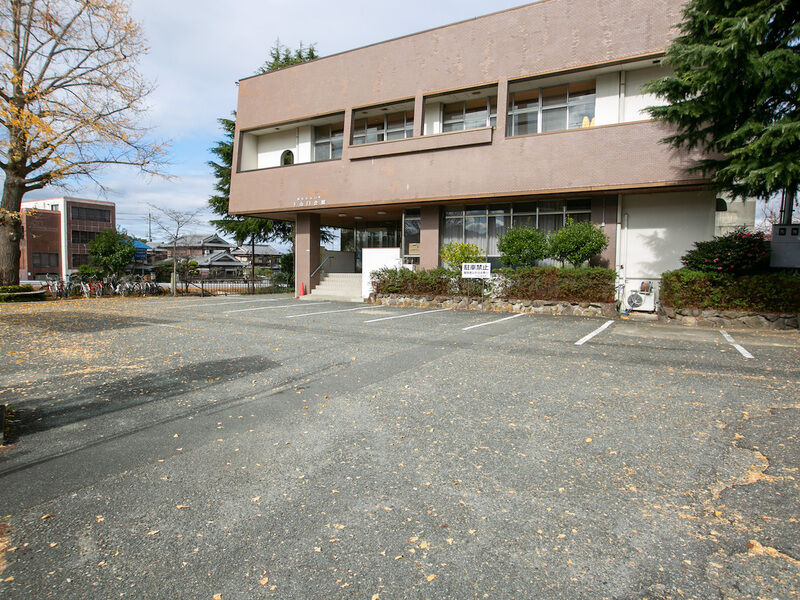 下山口会館 駐車場