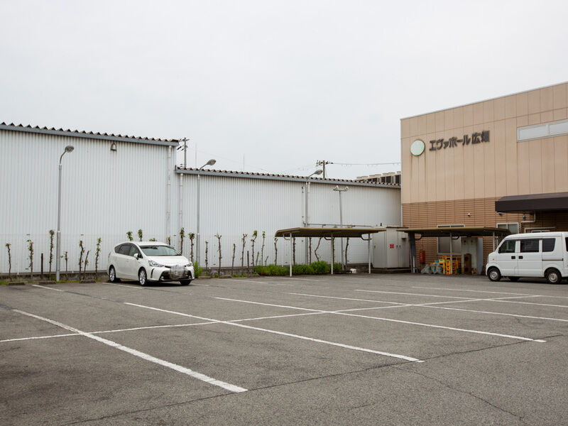 エヴァホール広畑 駐車場