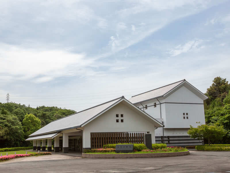 洲本市五色台聖苑火葬場 外観1