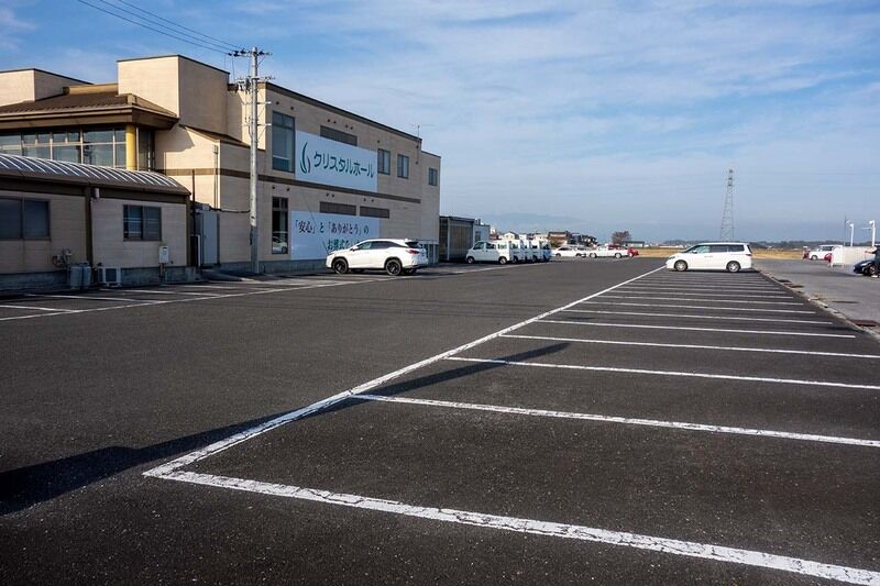 クリスタルホール能登川 駐車場2