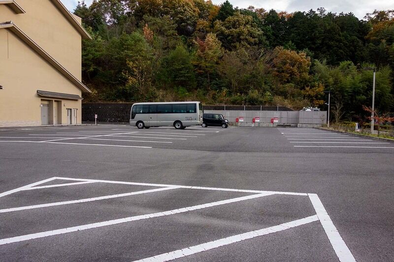 湖南市浄苑 駐車場1