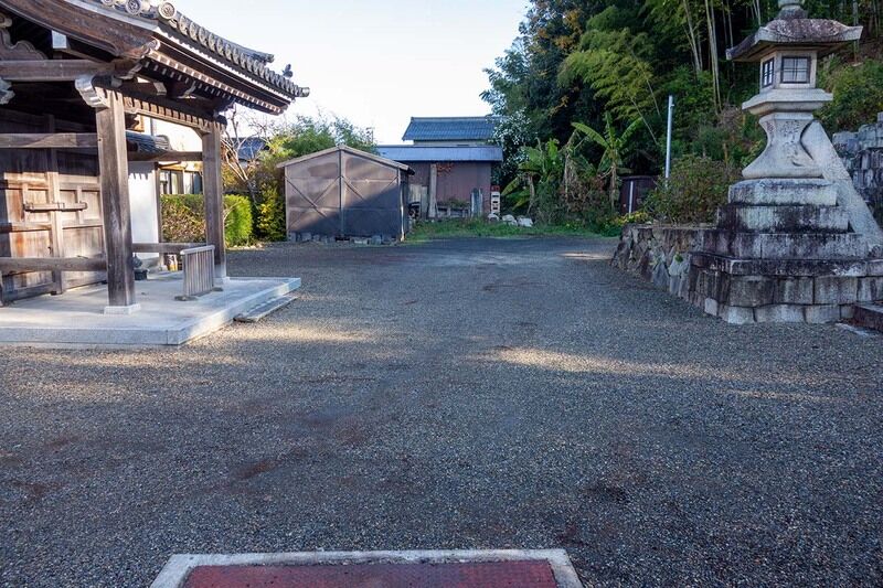 長久寺やすらぎ式場 駐車場1