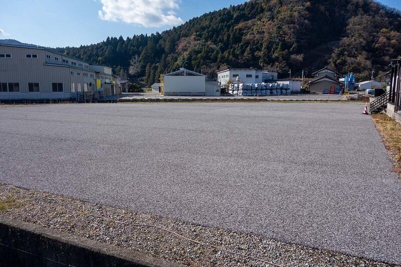 湖北斎場虹ます 駐車場2