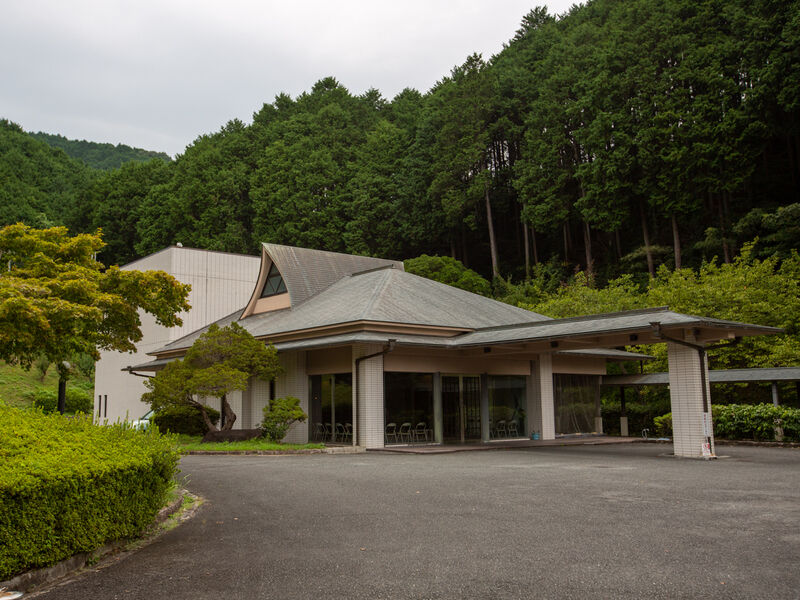 葛城市火葬場・霊苑 外観