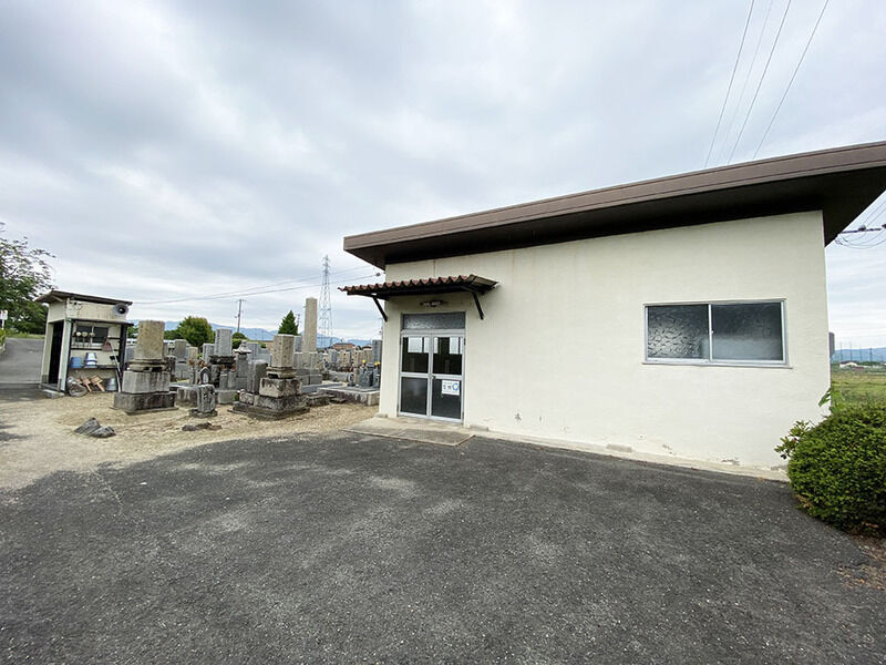 松本・西竹田共同墓地 駐車場