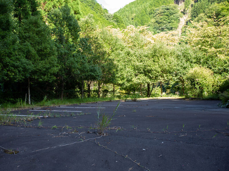 天川村火葬場 駐車場