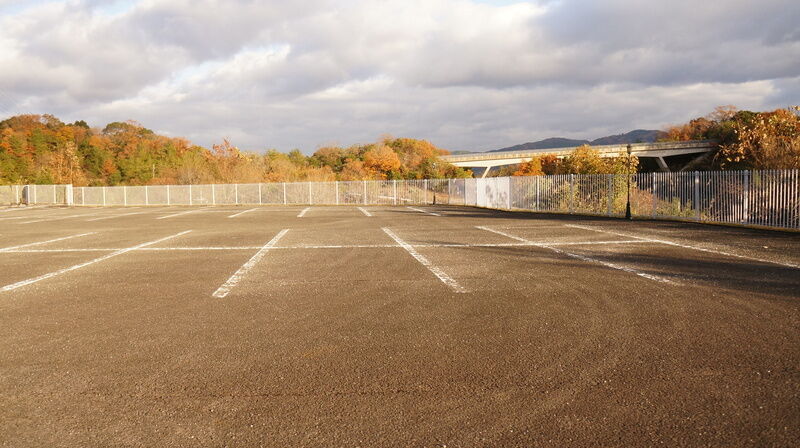 橋本市高野口斎場 駐車場2