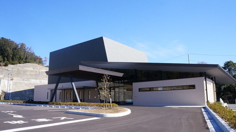 田辺市斎場 建物外観1
