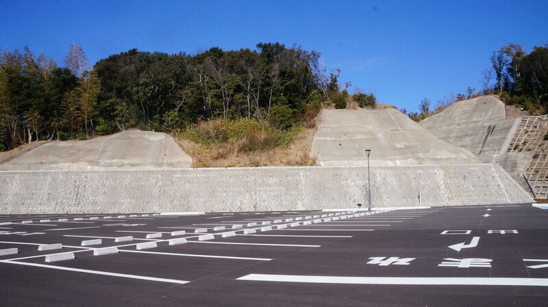 田辺市斎場 駐車場1