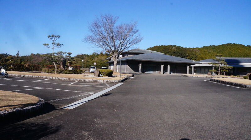 白浜町斎場 駐車場1