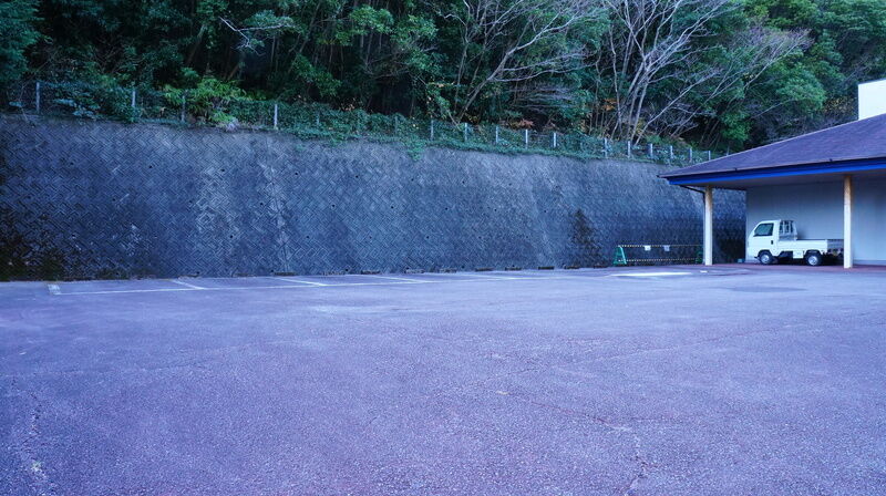 日置川斎場 駐車場1