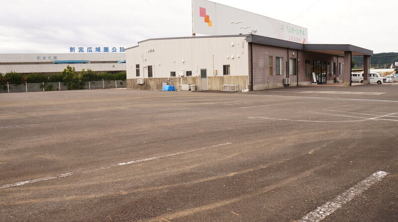 ベルホール中本 三佐木斎場 駐車場