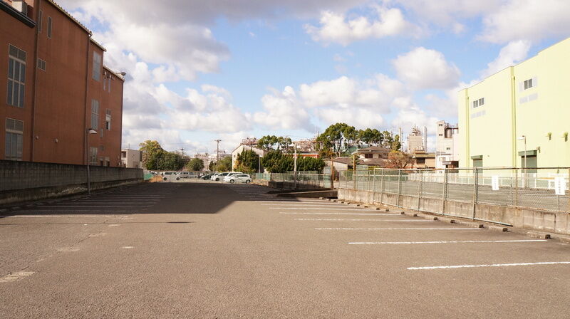 小雑賀ホール 駐車場1