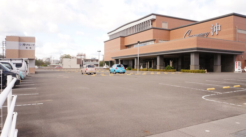 セレモニー沖 駐車場1