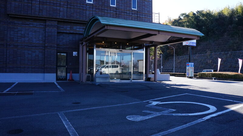 新庄ホール エントランス1