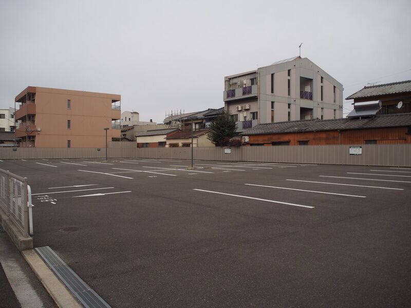 ベルモニー会館別邸　紫雲 駐車場１