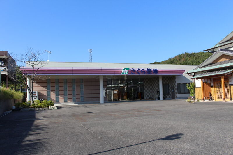さくら祭典 上道ホール 外観２