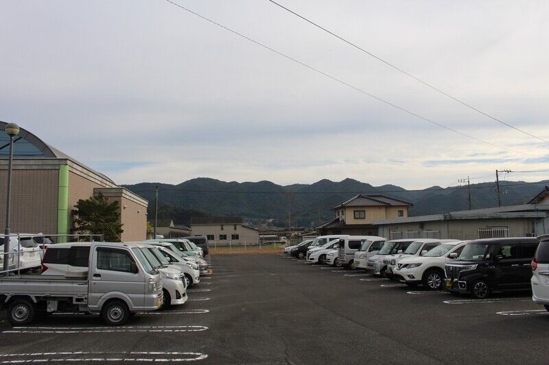 あいホール矢掛 駐車場１