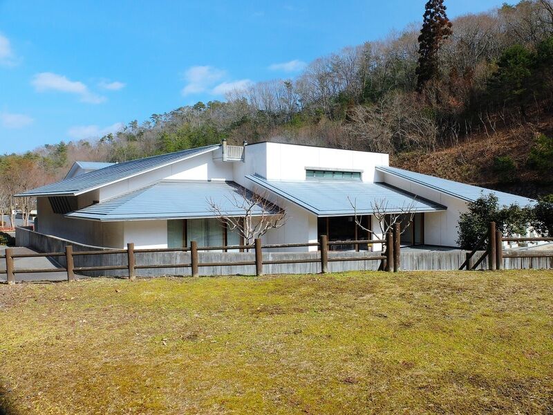 神石高原町斎場やすらぎ苑 外観2