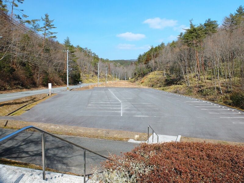 神石高原町斎場やすらぎ苑 駐車場1