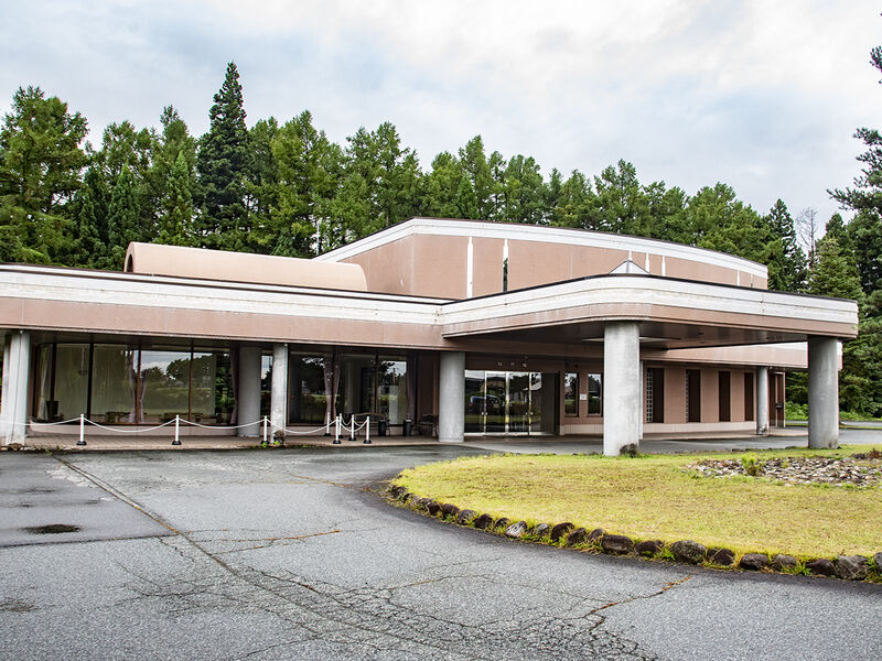 尾花沢市大石田町環境衛生事業組合　斎場「白菊苑」 外観1