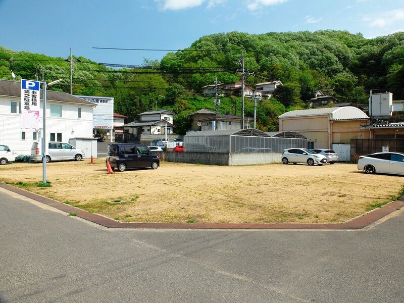 ファミリーホール天遊 駐車場2