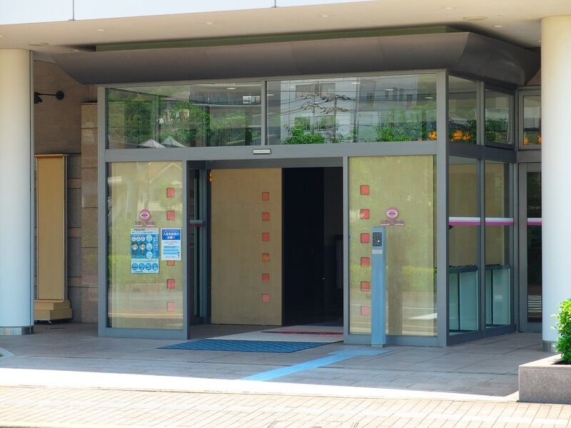 シティ・ホール呉中央 入口