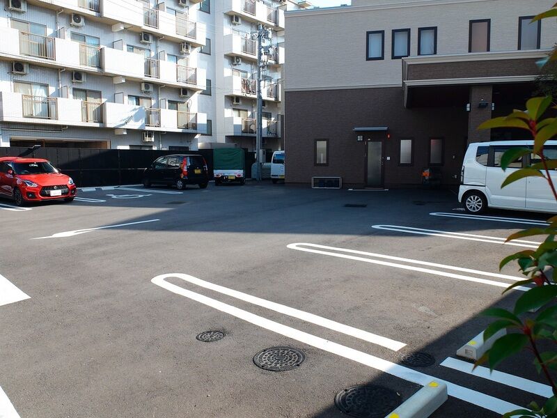 玉泉院 大州通り会館 駐車場2