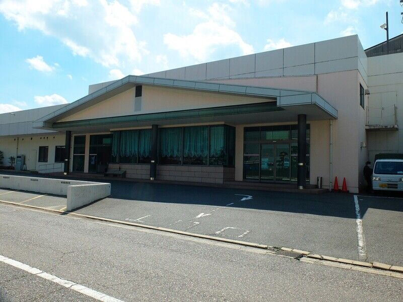 シティ・ホール広 外観