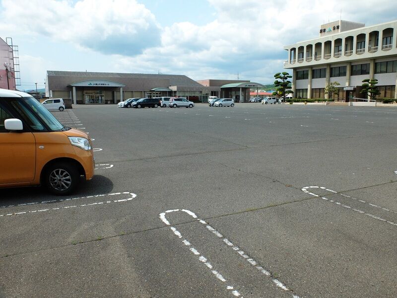 JA福山市 駅家ホール 駐車場