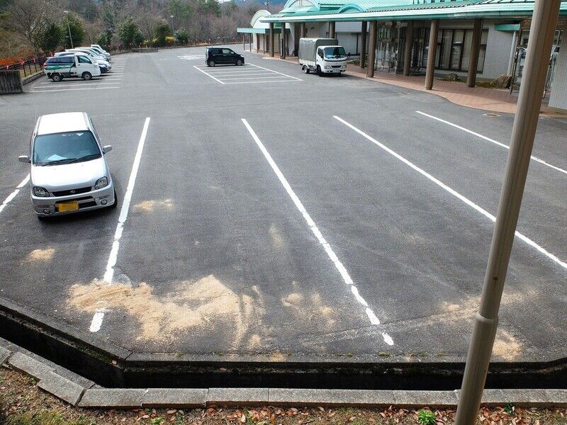 東城斎場 平安の森 駐車場