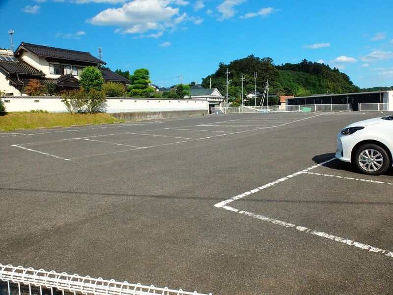 ハクアイ会館 駐車場1