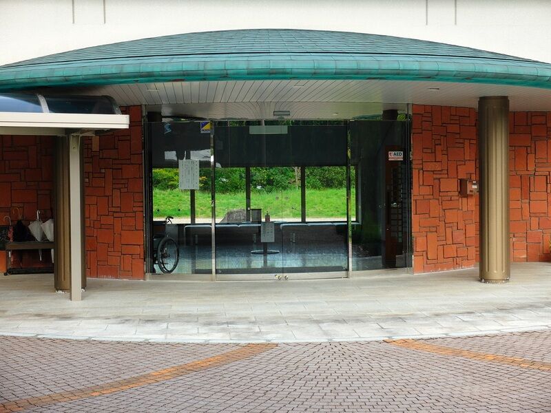 益田市斎場  松聖苑 入口2