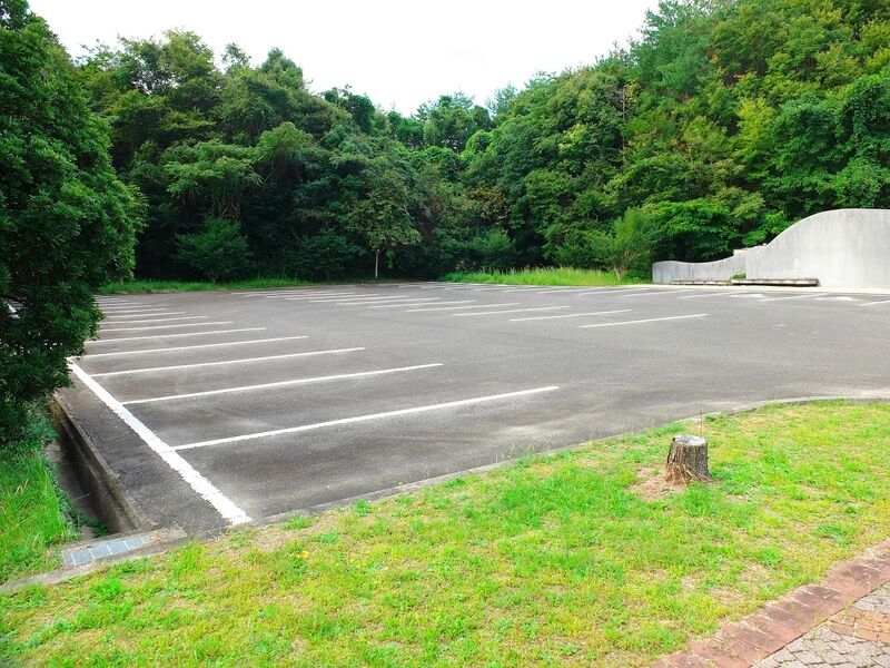 益田市斎場  松聖苑 駐車場1
